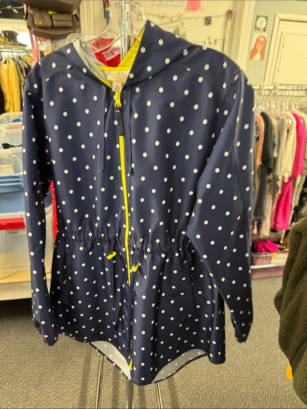 St. John’s bay polka dot rain jacket M // 091346